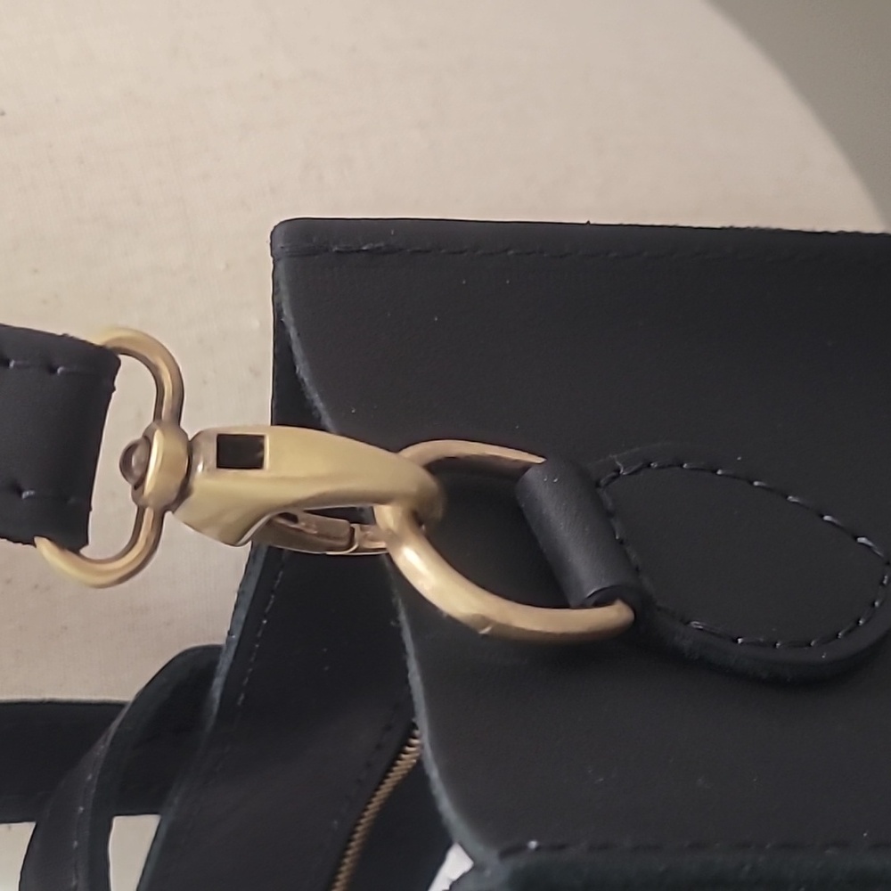 Portland Leather Black Tote - Picture 3 of 8